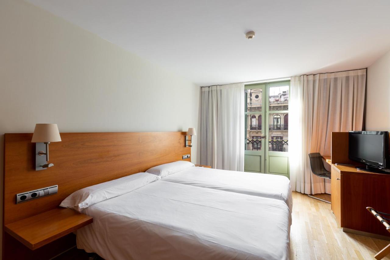 Onix Rambla Hotel Barcelona Exterior photo